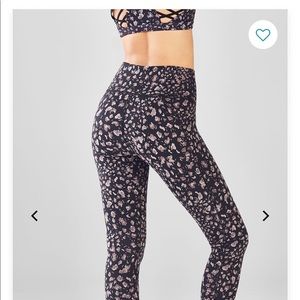 Fabletics leggings size medium